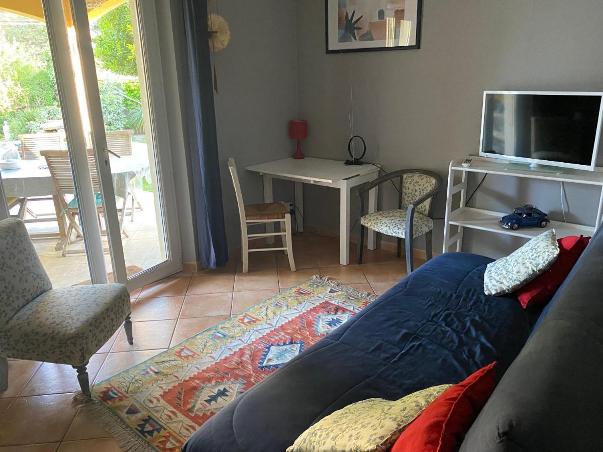 Studio Bord De Piscine Sérignan-du-Comtat Extérieur photo
